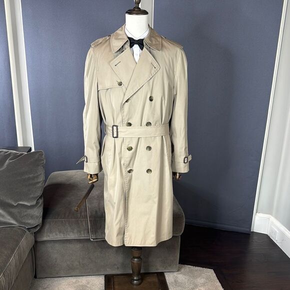 Men’s Vintage London Fog Maincoats Tan Double Breasted Long Trench Coat Size 44R - Picture 1 of 16